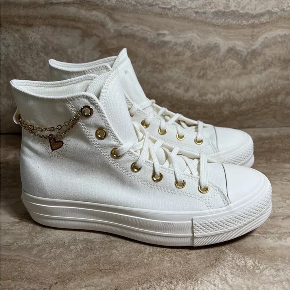 Women Converse Hearts Valentines Day Lift Platform Gold Chain Shoes Size 9